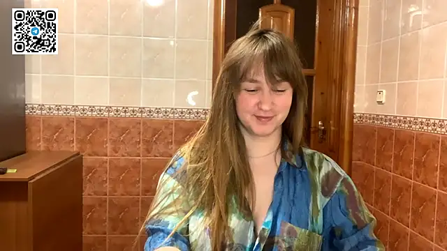 MaroonMoon  online show from 10/12/25, 07:48