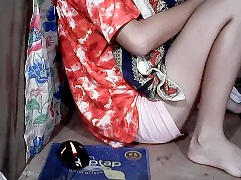 pinay-momm1682 online show from 04/16/26, 09:39