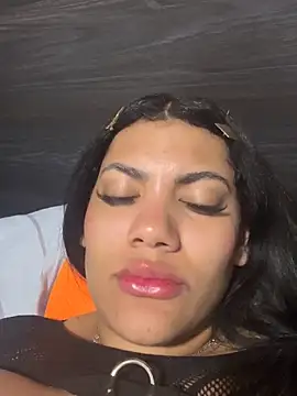 Snapshot of Alexmorena chatting on 10/01/25, 05:34 Alexmorena online show from 10/01/25, 05:34