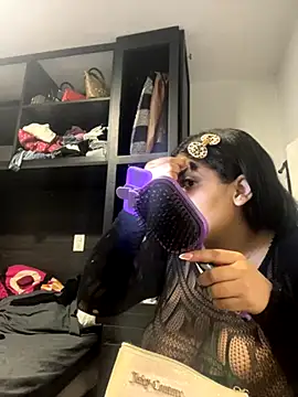 Snapshot of Alexmorena chatting on 09/17/25, 10:34 Alexmorena online show from 09/17/25, 10:34