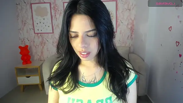 Snapshot of Channel_Garcia_ch1 chatting on 10/04/25, 10:33 Channel Garcia ch1 online show from 10/04/25, 10:33