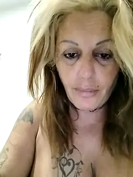 canariamorbosa online show from 11/08/25, 10:13