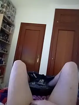 Snapshot of oscartres chatting on 11/20/25, 07:03 oscartres online show from 11/20/25, 07:03