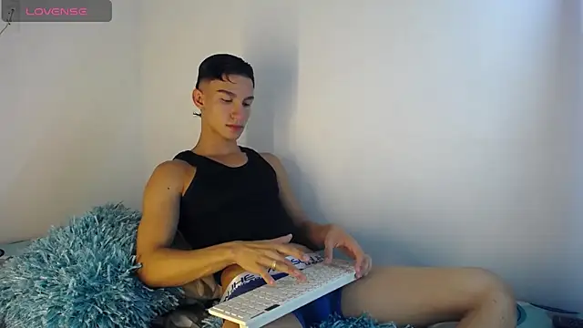 babyandy x online show from 10/11/25, 12:55