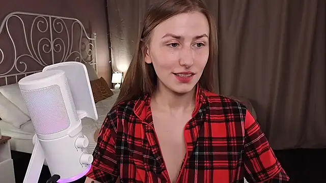 VesperaCeleste online show from 11/09/25, 08:40