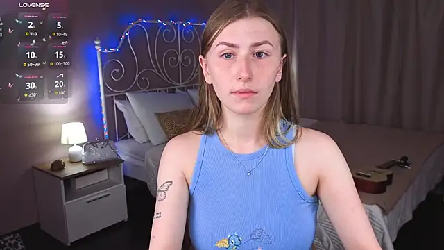 VesperaCeleste online show from 10/11/25, 05:41