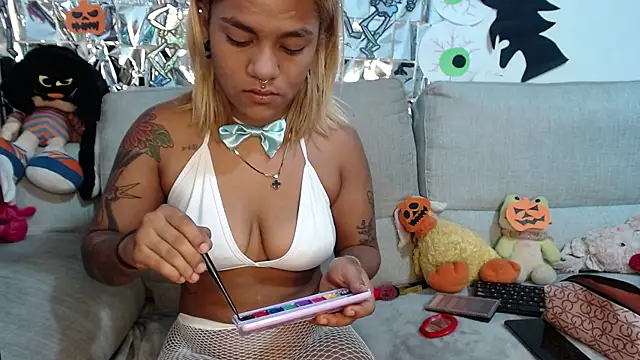 Raycatt1 online show from 10/31/25, 09:06