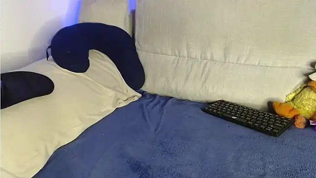 Raycatt1 online show from 04/14/26, 11:04