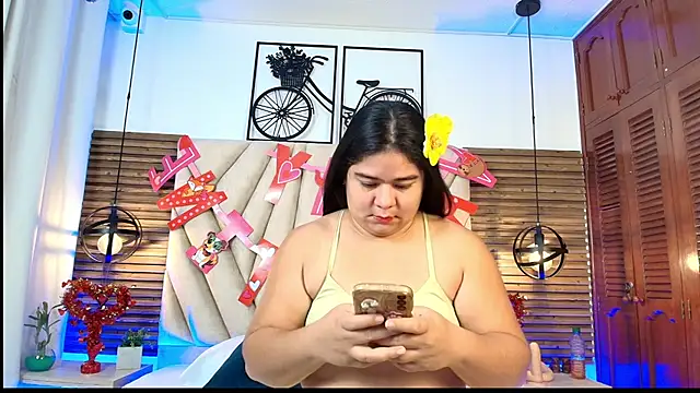 Snapshot of elizawiliamst chatting on 09/17/25, 11:45 elizawiliamst online show from 09/17/25, 11:45
