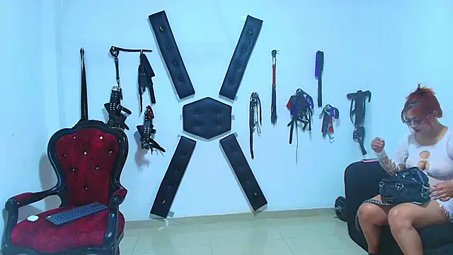 Snapshot of Adonis_artemis chatting on 11/04/25, 02:21 Adonis artemis online show from 11/04/25, 02:21