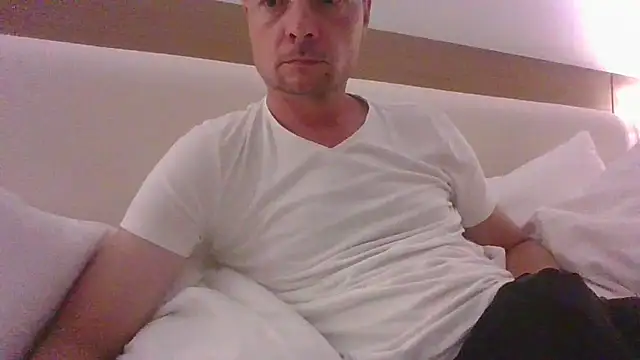 Xxxdaddy84 online show from 09/15/25, 11:05
