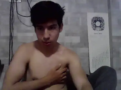 Snapshot of Twinksecret_ chatting on 03/27/26, 05:27 Twinksecret online show from 03/27/26, 05:27