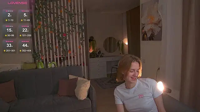 Snapshot of sofiapurex chatting on 11/12/25, 07:29 sofiapurex online show from 11/12/25, 07:29