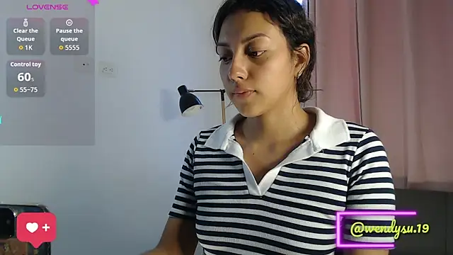Snapshot of WendySuns_ chatting on 09/15/25, 06:41 WendySuns online show from 09/15/25, 06:41