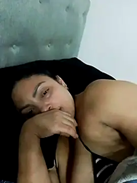 tiffany Johnson1 online show from 11/22/25, 12:32