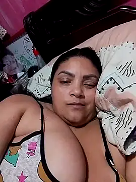 tiffany Johnson1 online show from 01/08/26, 01:00