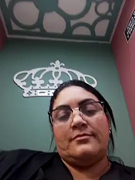 tiffany Johnson1 online show from 10/11/25, 09:27