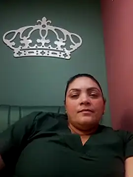 tiffany Johnson1 online show from 04/15/26, 03:49