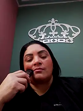 tiffany Johnson1 online show from 11/08/25, 03:48