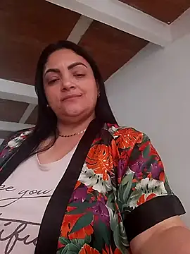 tiffany Johnson1 online show from 10/03/25, 01:45