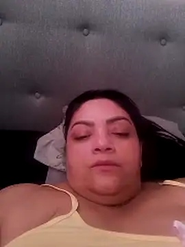 Snapshot of tiffany_Johnson1 chatting on 05/22/26, 01:42 tiffany Johnson1 online show from 05/22/26, 01:42