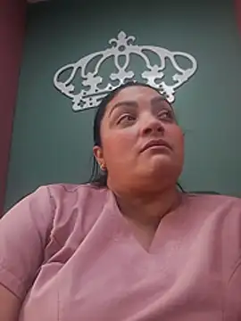 tiffany Johnson1 online show from 11/17/25, 04:11