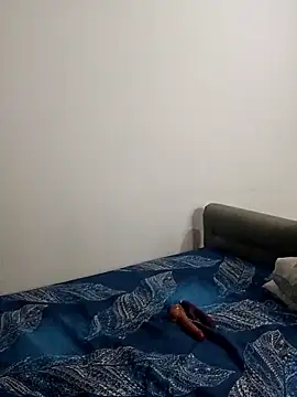 tiffany Johnson1 online show from 11/30/25, 02:45