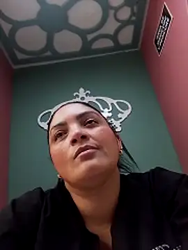 tiffany Johnson1 online show from 11/11/25, 04:35