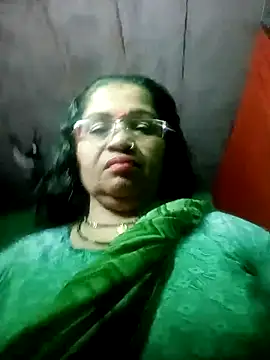 Manavi x online show from 10/09/25, 10:32