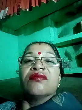 Manavi x online show from 09/28/25, 09:44