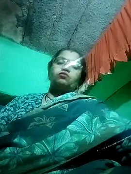 Manavi x online show from 10/07/25, 08:54