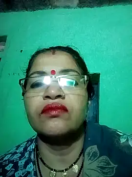 Manavi x online show from 10/04/25, 12:34