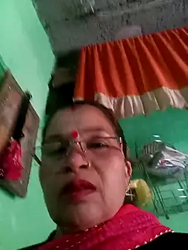 Manavi x online show from 03/25/26, 06:57