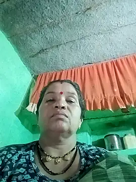 Manavi x online show from 09/15/25, 11:54