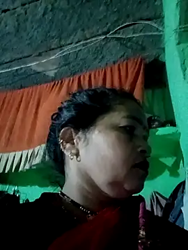 Manavi x online show from 02/11/26, 11:48