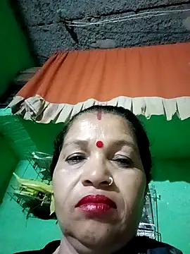 Manavi x online show from 04/03/26, 12:06