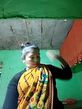 Manavi x online show from 02/14/26, 02:34