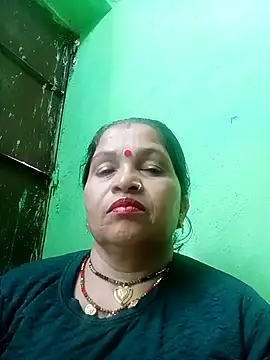 Manavi x online show from 10/24/25, 10:25