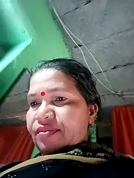 Manavi x online show from 02/19/26, 02:41