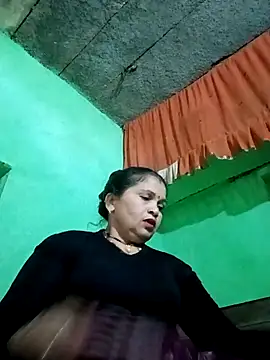 Manavi x online show from 02/06/26, 10:33