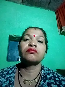 Manavi x online show from 10/11/25, 09:49