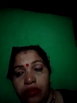 Manavi x online show from 11/04/25, 09:40