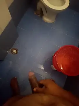 bobby3374 online show from 11/13/25, 12:03