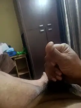 Snapshot of bobby3374 chatting on 01/08/26, 06:47 bobby3374 online show from 01/08/26, 06:47