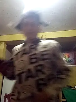 Bebicho14 online show from 04/13/26, 02:04