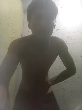 Bebicho14 online show from 12/23/25, 05:40