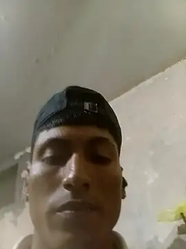 Bebicho14 online show from 09/22/25, 05:24