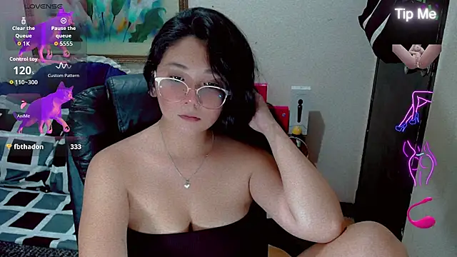 Snapshot of Filipinapoca chatting on 07/20/26, 10:22 Filipinapoca online show from 07/20/26, 10:22