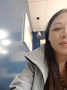 Lovelyanan online show from 03/04/26, 12:02