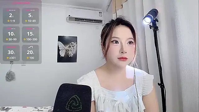 medusanamei online show from 09/23/25, 06:15